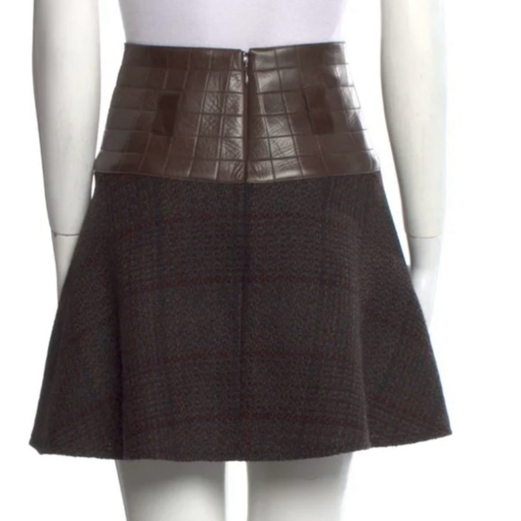 Chanel F/W 2002 Quilted Leather Mini Skirt Brown size 38 US 6 - Picture 6 of 11